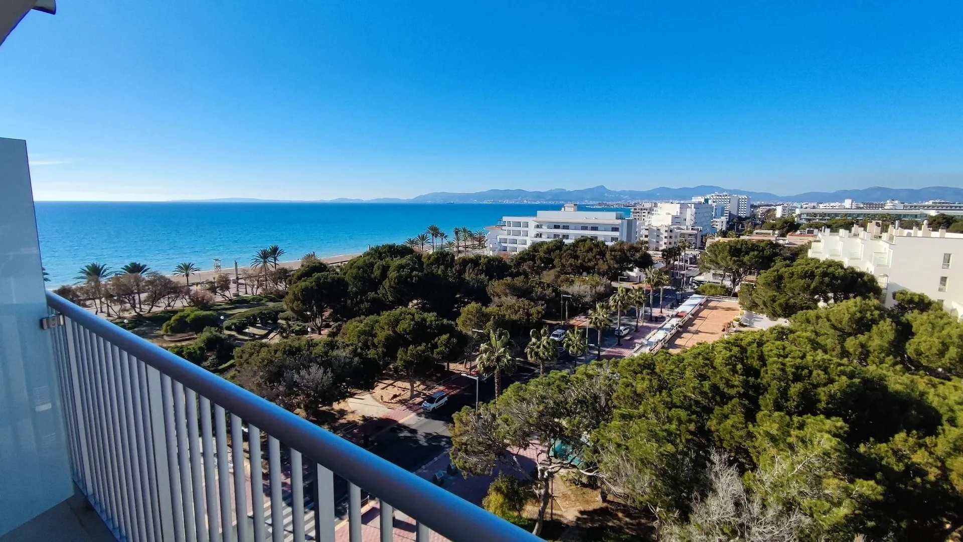 公寓式酒店 Leman Hotel Y Apartamentos 帕尔马海滩