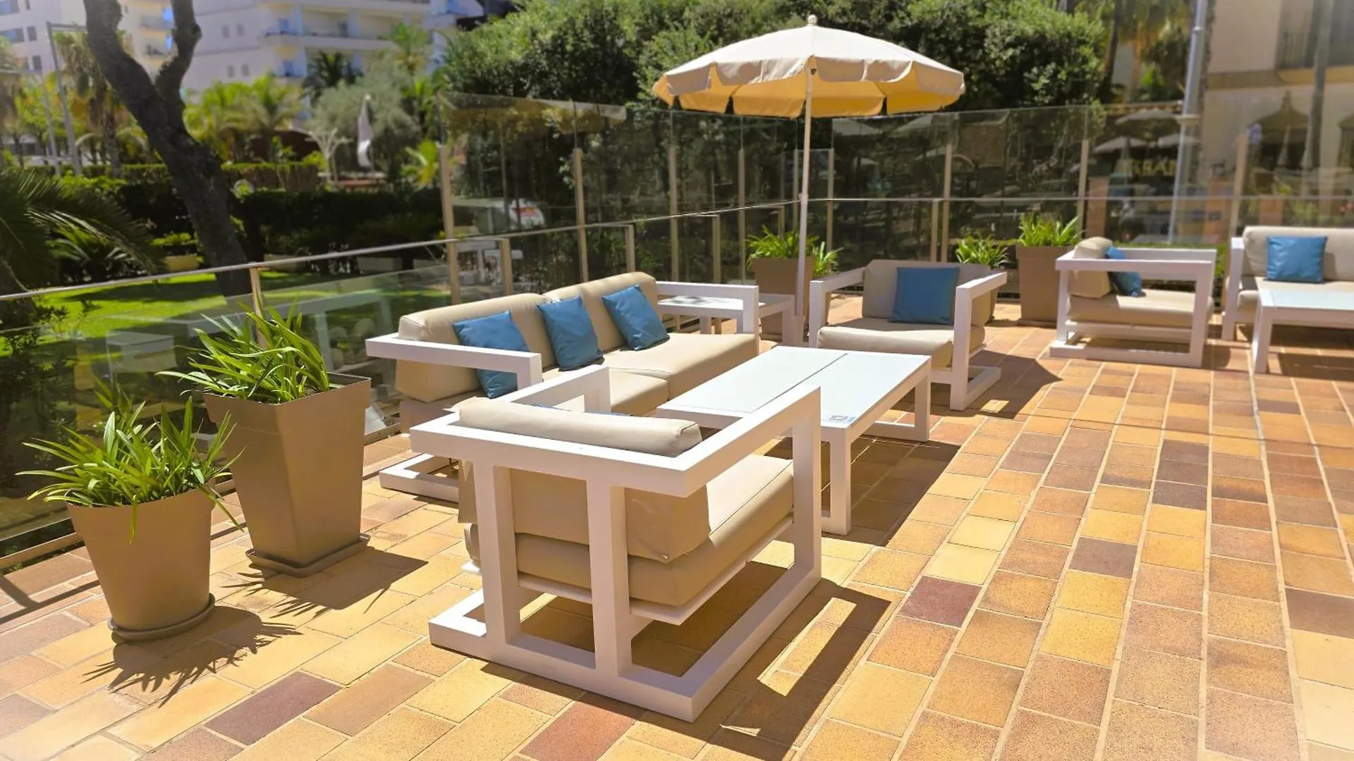 Leman Hotel Y Apartamentos 帕尔马海滩