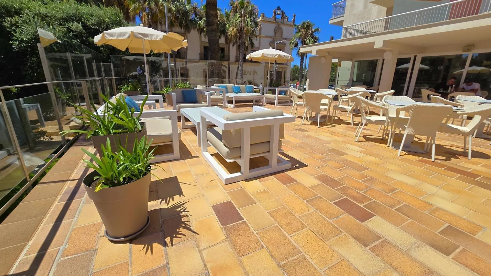 Leman Hotel Y Apartamentos 帕尔马海滩 4*,