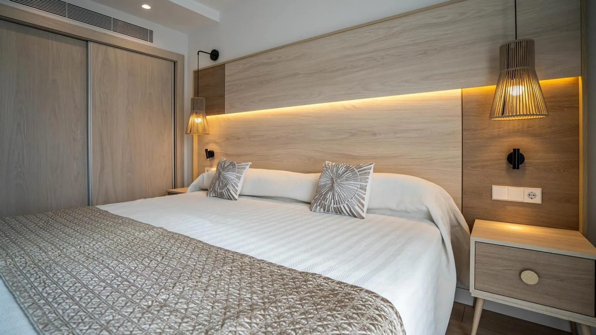 Leman Hotel Y Apartamentos プラヤ・デ・パルマ